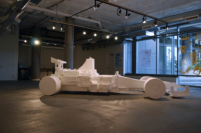 Illustration for article titled Artist Creates Life-Size F1 Car Out Of Styrofoam